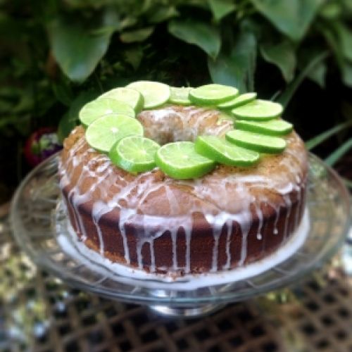 Green with Glee Cake