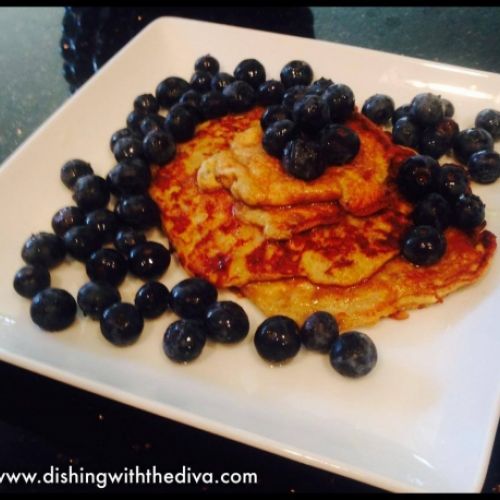 Simple Two-Ingredient Banana Pancakes